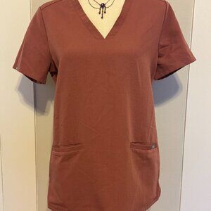 FIGS Technical Collection Women's Casma 3 Pocket Scrub Top Clay Size Small